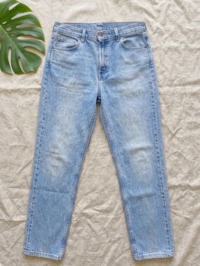 LEVI’S 550 Women’s Relaxed Fit Tapered Leg Jeans - Light Wash Vintage Denim